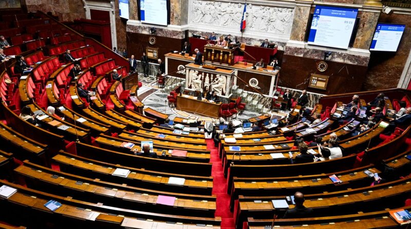 ArcelorMittal : Une loi pour nationaliser l'entreprise adoptée par l'Assemblée nationale.