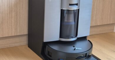 Aspirateurs robots à moitié prix : ECOVACS lance des offres Black Friday