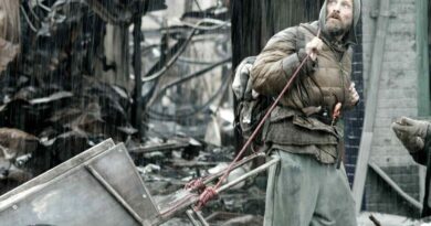 Carte vitale, zombies et cyberpunk : le guide de survie analysé.