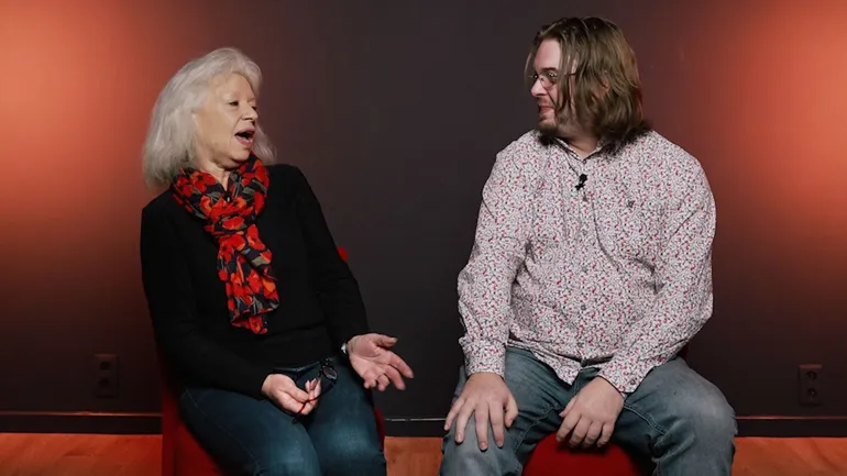 Suzanne débat avec Kevyn