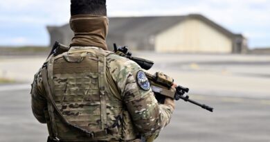 Des militaires belges infidèles risquent leur emploi pour menace.