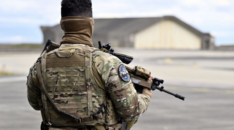 Des militaires belges infidèles risquent leur emploi pour menace.