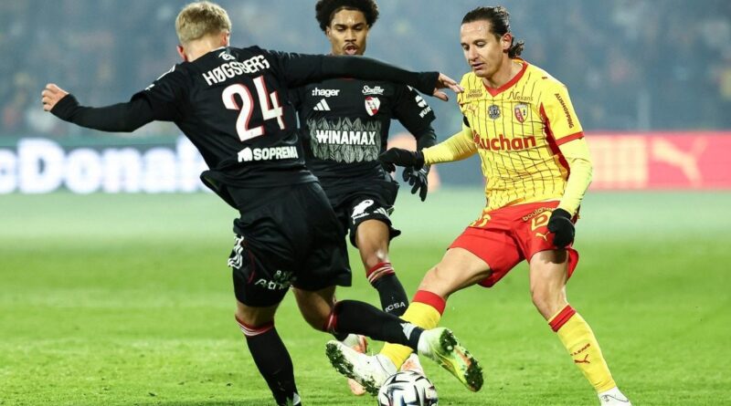 EN DIRECT RC Lens - Strasbourg : Thauvin ne parvient pas à marquer à Bollaert...