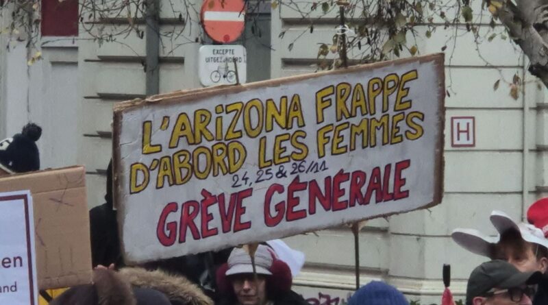 Entre 3000 et 5000 personnes manifestent à Bruxelles contre les violences sexistes.