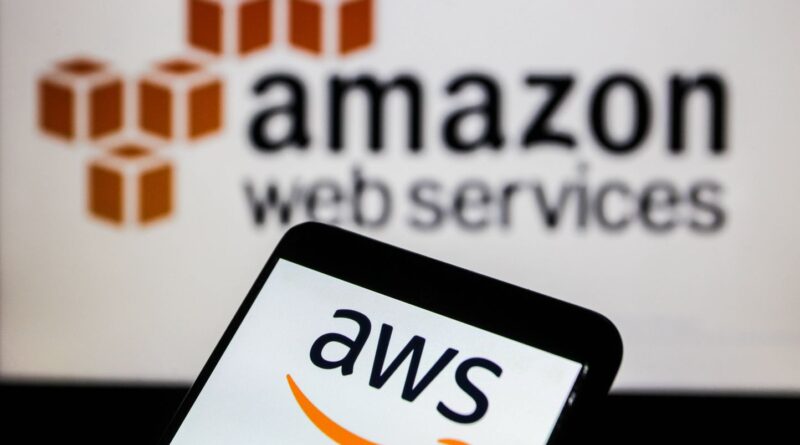 Etats-Unis : Amazon investit 50 milliards de dollars dans des centres IA gouvernementaux