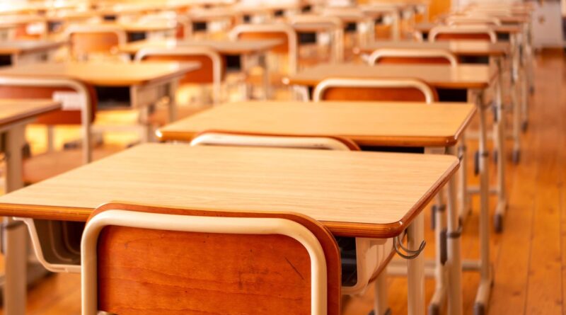 États-Unis : Enseignante de l'année licenciée pour violences sur son fils