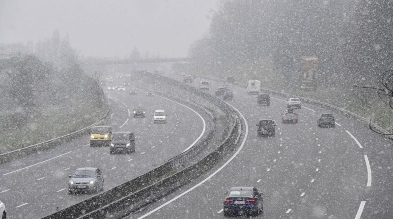 Froid, neige et verglas : prévisions pour le week-end.