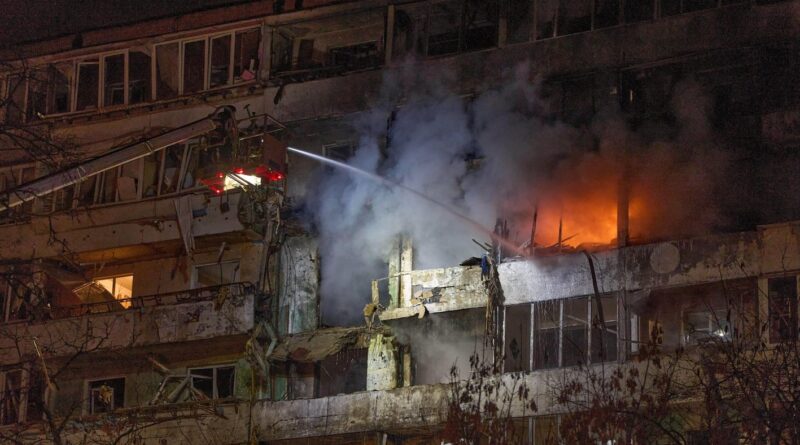 Guerre en Ukraine : Attaque de drones russes à Kiev, plusieurs blessés, un enfant touché.