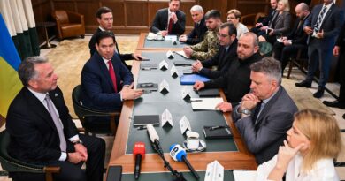 Guerre en Ukraine : États-Unis soutiennent la souveraineté de Kiev, Russie attaque.