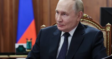 Guerre en Ukraine : Macron exhorte à ne pas « être faible » face à la « menace » russe