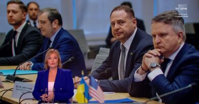 Guerre en Ukraine : nouvelles attaques aériennes massives en Ukraine et en Russie