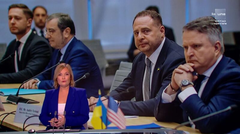 Guerre en Ukraine : nouvelles attaques aériennes massives en Ukraine et en Russie