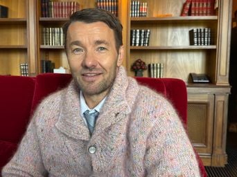 Joel Edgerton ne maîtrise pas hache et scie dans "Train Dreams"