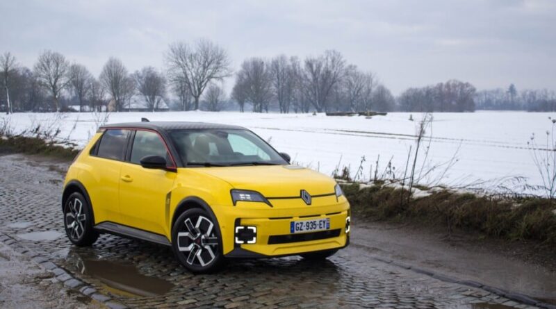 La Renault Twingo électrique à 14 000 euros : bonus écologique augmenté en 2026.