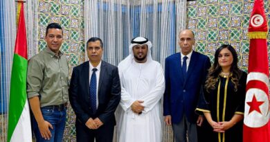 L’ambassade de Tunisie à Abou Dhabi honore Amer Abdallah.