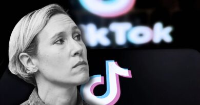 Laure Miller propose une loi pour interdire les réseaux sociaux aux moins de 15 ans.