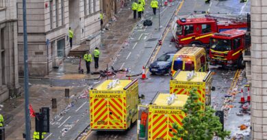 L’automobiliste fonçant dans la foule des célébrations des Reds plaide coupable.