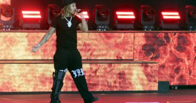 Le rappeur Zola écroué pour séquestration et violence sur un fan.