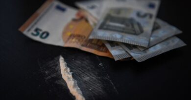 « Les bourgeois des centres-villes financent les narcotrafiquants : qui sont-ils ? »