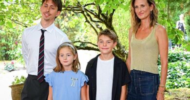 Les enfants de Camille Cottin lui reprochent une raison précise.