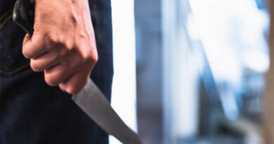 Mandat de dépôt contre le chauffeur de moto-taxi ayant poignardé un agent de sécurité