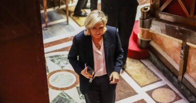 Marine Le Pen « ne renonce absolument pas » à 2027 malgré son appel judiciaire
