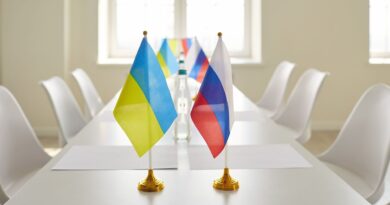 Moscou appelle Zelensky à négocier "maintenant" pour éviter de nouveaux territoires perdus.