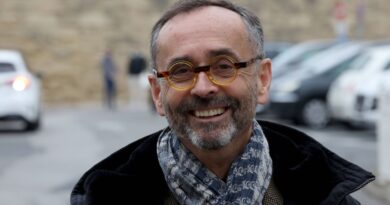 Municipales 2026 à Béziers : LR soutient Robert Ménard, « ravi » de ce soutien