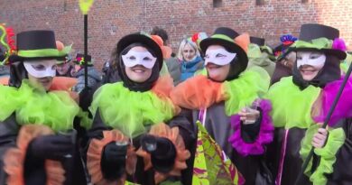 Pas de société féminine au Carnaval de Binche : refus de l'Association pour la Défense du Folklore.