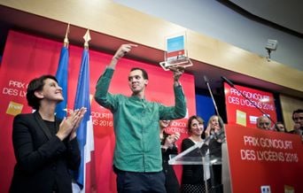 Pourquoi le Goncourt des lycéens ne séduit-il pas moins que son aîné ?