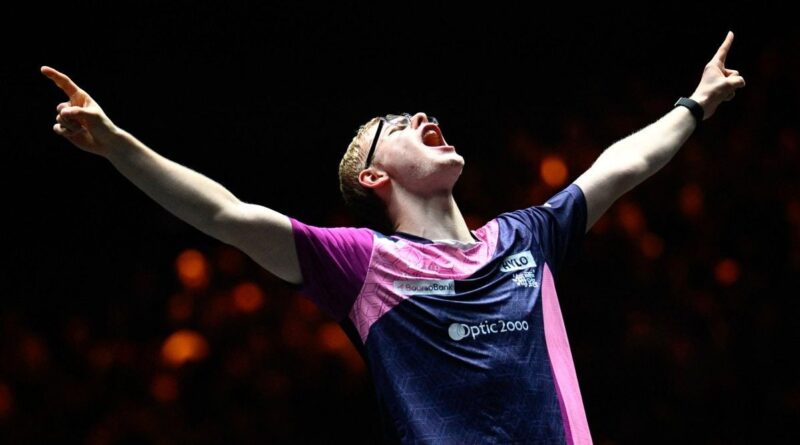 Tennis de table : Félix Lebrun s'impose à nouveau face à Alexis en finale folle