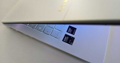 Test de l'Acer Swift Edge 14 AI (2025) : léger, mais pas puissant