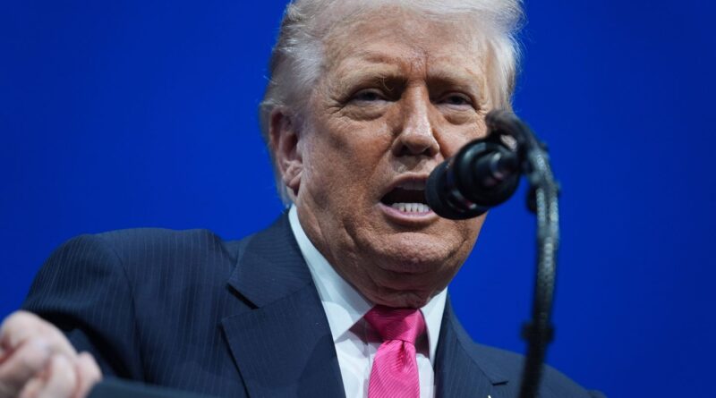 «Traîtres», «peine de mort» : la désobéissance militaire ne plaît pas à Trump.