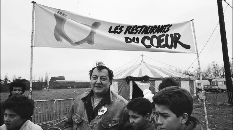 40 ans après, Coluche et le premier Resto du CÅur, une idée perdure.