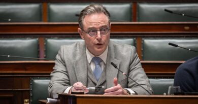 À quelques minutes du sommet européen, Bart De Wever affirme des "éléments non négociables" sur les avoirs russes gelés.