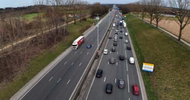 Accident sur l'E40 : un camion et plusieurs voitures, circulation perturbée