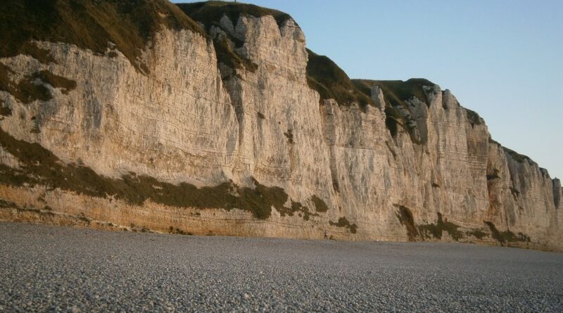 Argentine : chute fatale de 25 mètres en photographiant une falaise