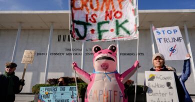 Artistes américains boycottent le Kennedy Center suite au contrôle de Trump