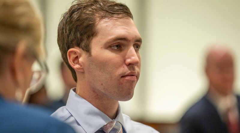 Assassinat de Charlie Kirk : Transcriptions d'une audience à huis clos révélées par un juge de l'Utah