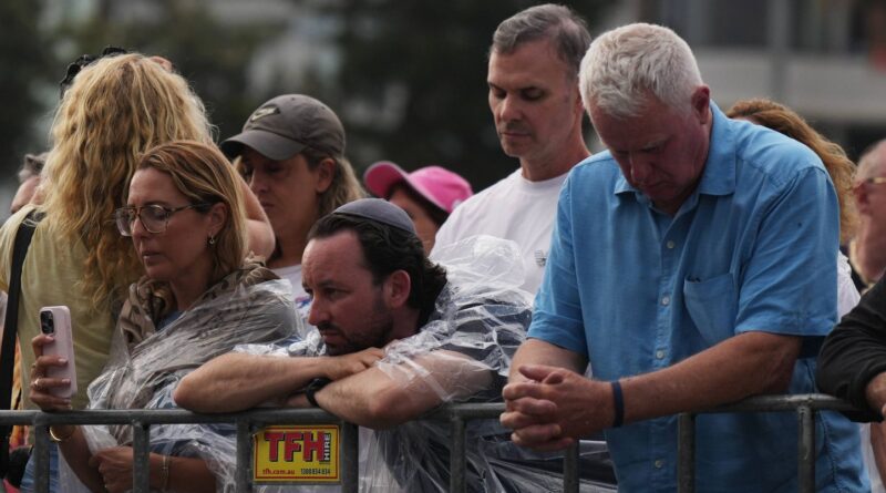 Attentat antisémite à Sydney : une minute de silence une semaine après les tirs.
