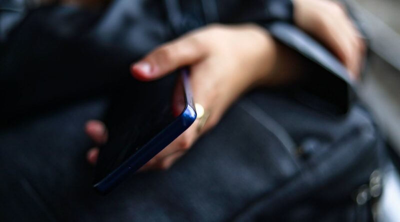 Australie : Blocage des réseaux sociaux pour les moins de 16 ans, première mondiale