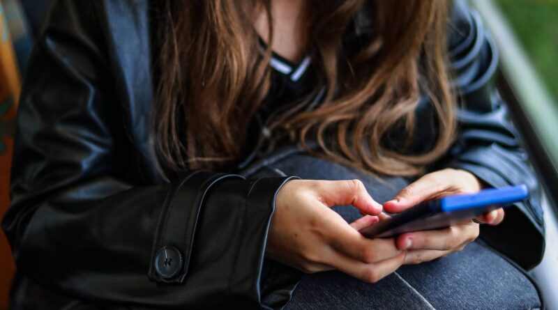 Australie : Instagram et Facebook excluent les moins de 16 ans par la loi