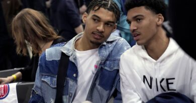 Basket : Oscar Wembanyama, le frère de Victor, entame sa carrière pro.