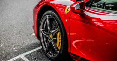 Belgique : Il se rend à la police après avoir volé six voitures de luxe.