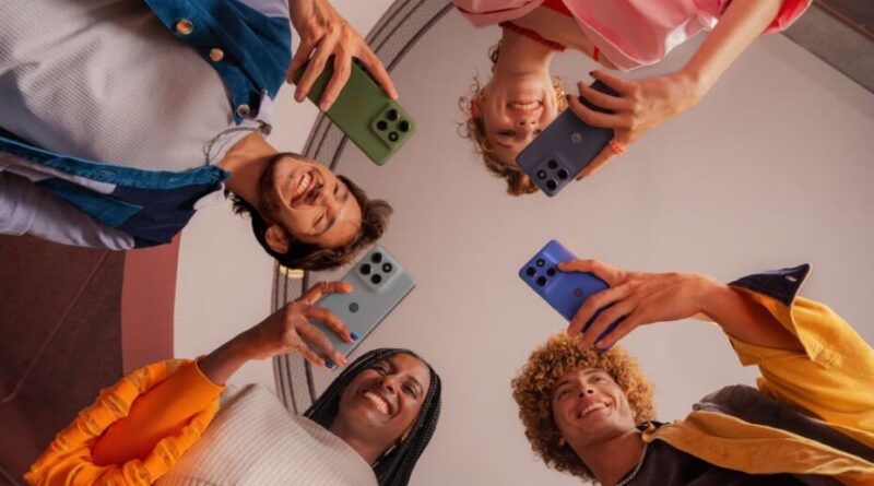 Boulanger offre un pack smartphone Motorola et écouteurs ANC à -45 % en 2026.