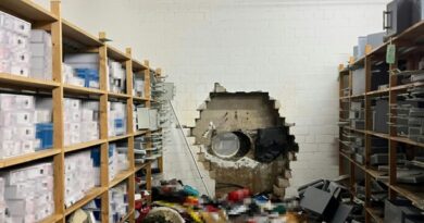 Braquage de 30 millions d'euros dans une banque allemande, 3000 coffres dévalisés.