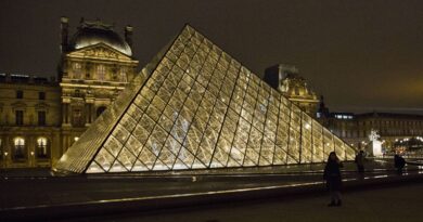 Cambriolage du Louvre : Un quatrième membre présumé en détention provisoire