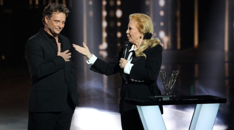 David Hallyday n'a pas joué dans une production hollywoodienne à cause de sa mère.