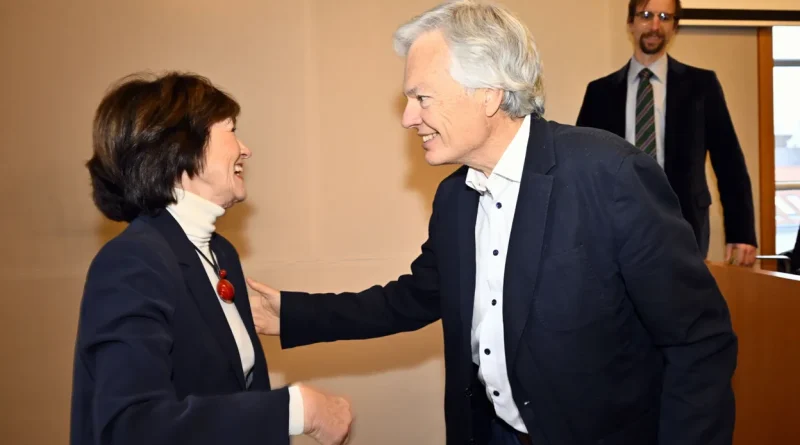 Didier Reynders ne fait pas signe depuis un an à la Commission spéciale métro 3.