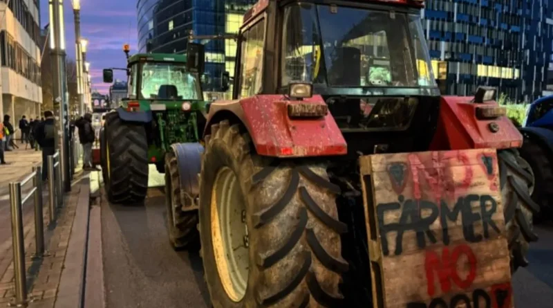 Direct – Grogne des agriculteurs : tracteurs à Bruxelles, légers débordements à signaler